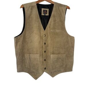 Men's Moon Shine Brad Paisley Tan Suede Vest